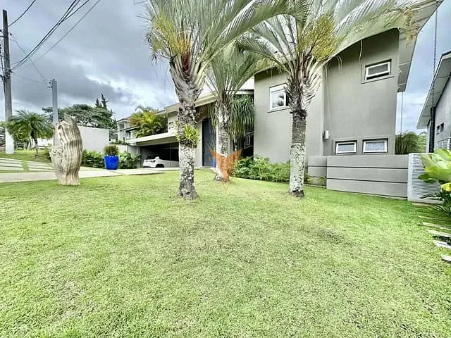 Casa com 682m² 4 quartos e 7 banheiros, à venda, no bairro Jardim Indaiá em Embu das Artes