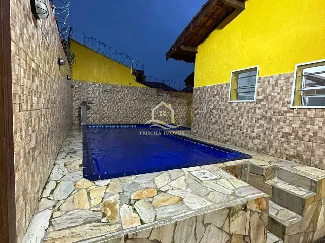 Casa com 216m² 2 quartos e 2 banheiros, à venda, no bairro Boraceia em Bertioga