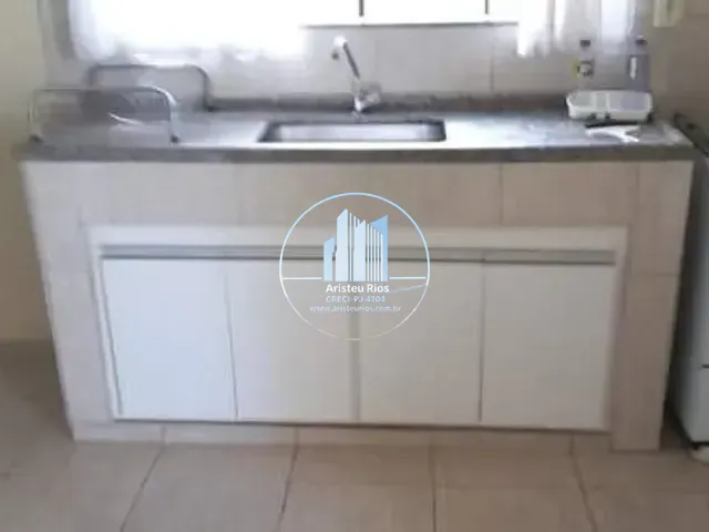Casa com 290m² 3 quartos e 2 banheiros, à venda, no bairro Colinas de Santa Bárbara em Pouso Alegre
