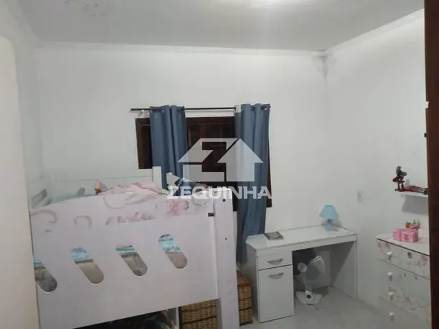 Casa com 200m² 2 quartos e 1 banheiro, à venda, no bairro Bussocaba em Osasco