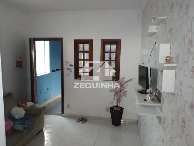 Casa com 200m² 2 quartos e 1 banheiro, à venda, no bairro Bussocaba em Osasco