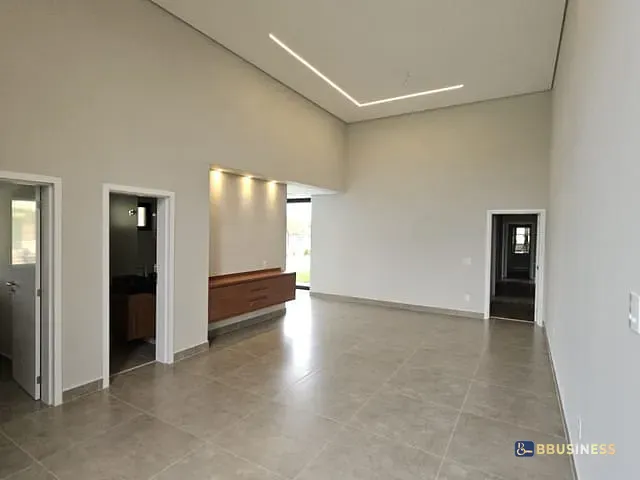 Casa com 440m² 3 quartos e 2 banheiros, à venda, no bairro Swiss Park em Campinas
