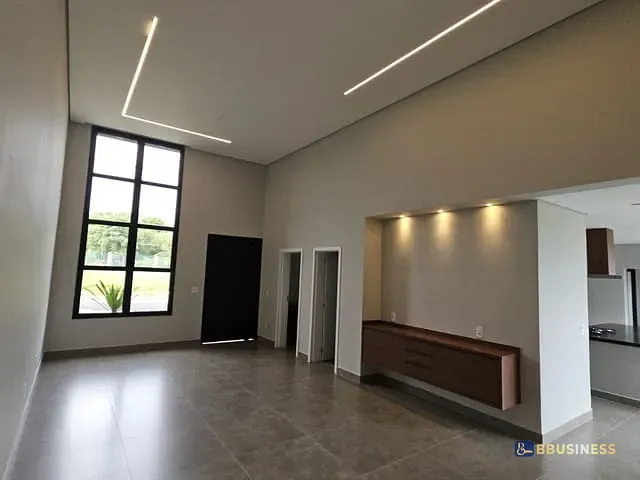 Casa com 440m² 3 quartos e 2 banheiros, à venda, no bairro Swiss Park em Campinas