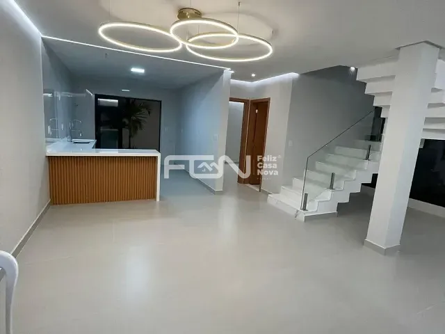 Casa 4 quartos e 4 banheiros, à venda, no bairro Buraquinho em Lauro de Freitas
