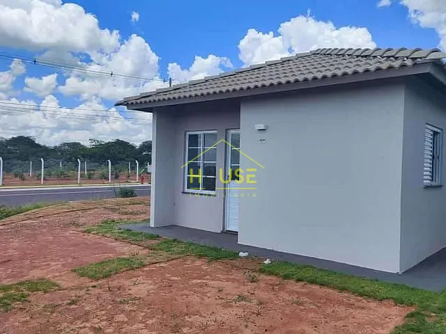 Casa 2 quartos e 1 banheiro, à venda, no bairro Área Rural de Votuporanga em Votuporanga