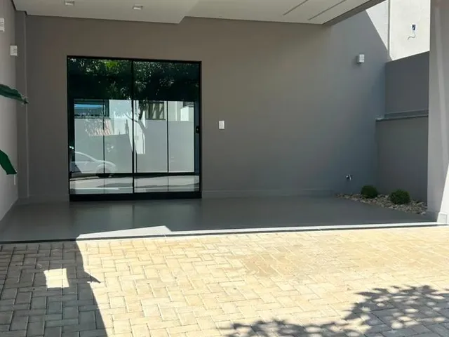 Casa 3 quartos e 2 banheiros, à venda, no bairro Jardim Ecoville I em Cambé