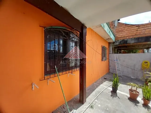 Casa com 217m² 2 quartos e 1 banheiro, à venda, no bairro Parque Alvorada em Mauá