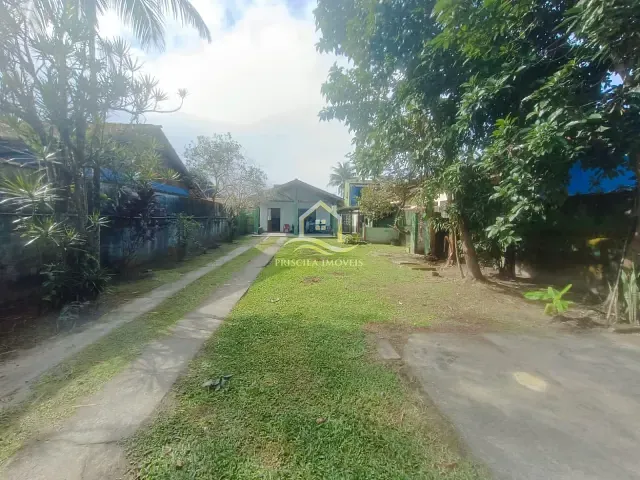 Casa com 400m² 3 quartos e 1 banheiro, à venda, no bairro Boraceia em Bertioga