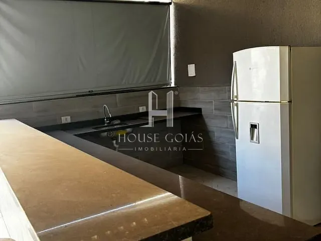 Casa com 375m² 4 quartos e 1 banheiro, à venda, no bairro Jardim Mont Serrat em Aparecida de Goiânia