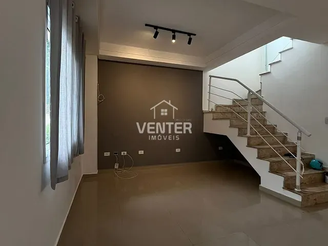 Casa 3 quartos e 3 banheiros, à venda, no bairro Vila Areao em Taubaté