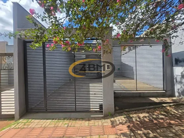 Casa com 192m² 3 quartos e 2 banheiros, à venda, no bairro Gleba Fazenda Palhano em Londrina