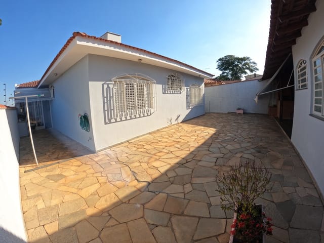 Casa com 338m² 3 quartos e 3 banheiros, à venda, no bairro Vila Conceição em São João da Boa Vista
