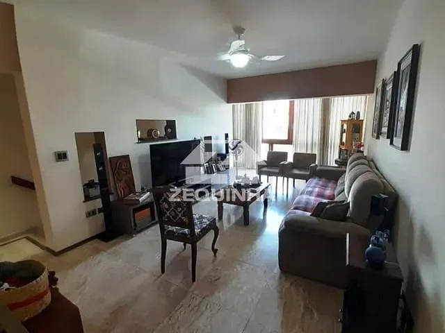 Casa com 135m² 3 quartos e 3 banheiros, à venda, no bairro Vila Campesina em Osasco