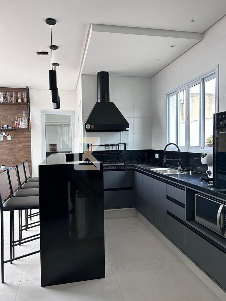 Casa, 3 quartos, 200 m² - Foto 15