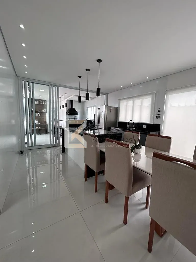 Casa, 3 quartos, 200 m² - Foto 9
