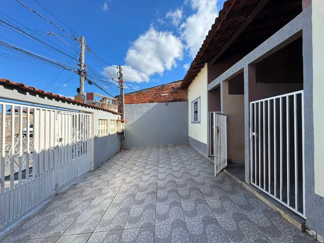 Casa com 250m² 4 quartos e 3 banheiros, à venda, no bairro Jardim Maracanã em Campinas
