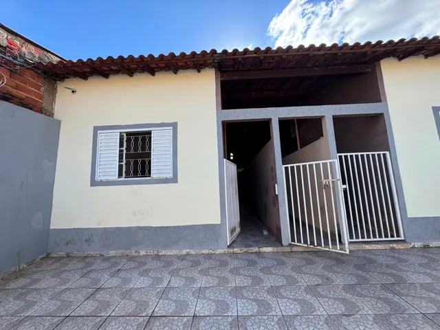 Casa com 250m² 4 quartos e 3 banheiros, à venda, no bairro Jardim Maracanã em Campinas