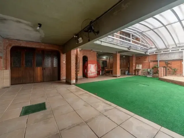 Casa com 300m² 3 quartos e 3 banheiros, à venda ou para alugar, no bairro Boa Vista em Porto Alegre