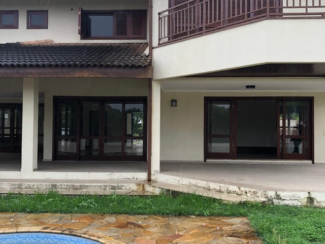 Casa com 700m² 3 quartos e 4 banheiros, à venda, no bairro Nossa Senhora do Perpétuo Socorro em Pindamonhangaba