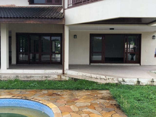 Casa com 700m² 3 quartos e 4 banheiros, à venda, no bairro Nossa Senhora do Perpétuo Socorro em Pindamonhangaba