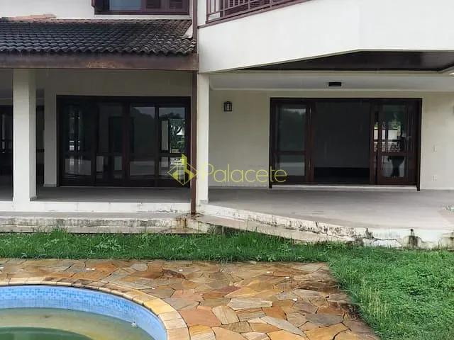Casa com 700m² 3 quartos e 4 banheiros, à venda, no bairro Nossa Senhora do Perpétuo Socorro em Pindamonhangaba