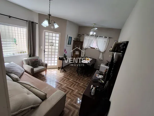 Casa com 125m² 3 quartos e 1 banheiro, à venda, no bairro Cidade Jardim em Taubaté