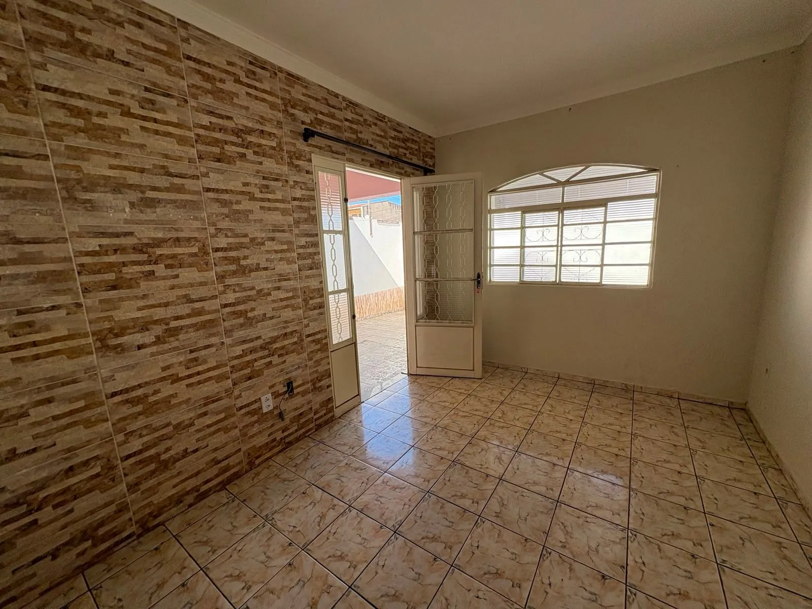 Casa, 2 quartos, 150 m² - Foto 8