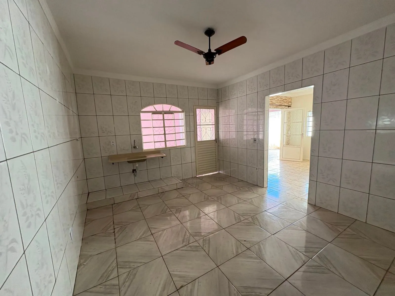 Casa, 2 quartos, 150 m² - Foto 11