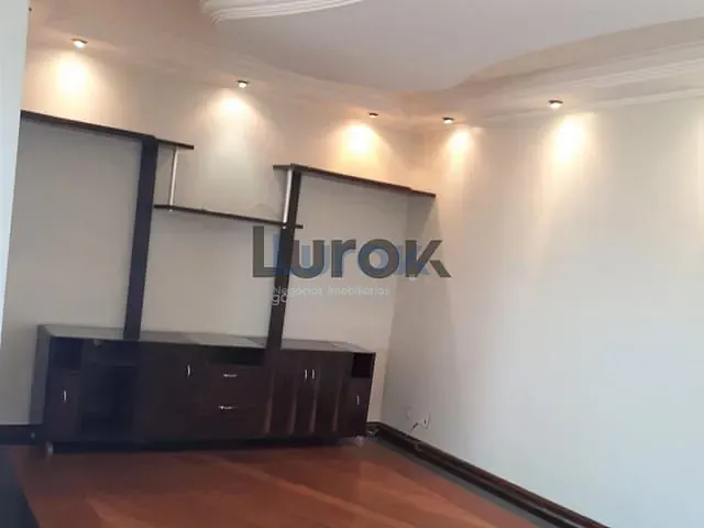 Casa com 770m² 3 quartos e 6 banheiros, à venda ou para alugar, no bairro Dois Córregos em Valinhos