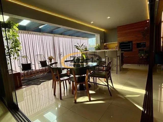 Casa com 480m² 3 quartos e 5 banheiros, à venda, no bairro Gleba Fazenda Palhano em Londrina