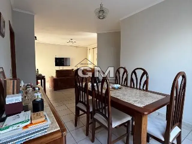 Casa com 250m² 3 quartos e 2 banheiros, à venda ou para alugar, no bairro Jardim Anhangüera em Ribeirão Preto