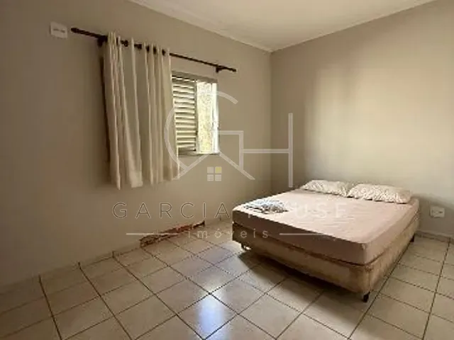 Casa com 250m² 3 quartos e 2 banheiros, à venda ou para alugar, no bairro Jardim Anhangüera em Ribeirão Preto