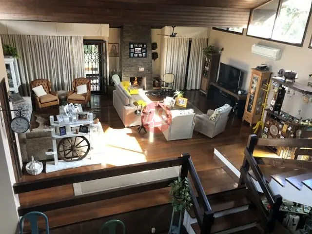Casa com 920m² 5 quartos e 4 banheiros, à venda ou para alugar, no bairro Jardim Isabel em Porto Alegre