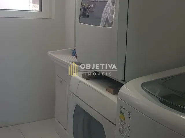 Casa com 300m² 4 quartos e 1 banheiro, à venda, no bairro Teresópolis em Porto Alegre