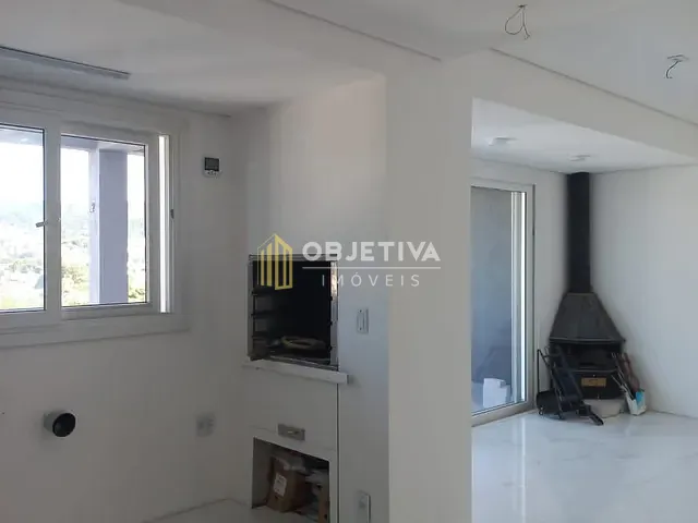 Casa com 300m² 4 quartos e 1 banheiro, à venda, no bairro Teresópolis em Porto Alegre