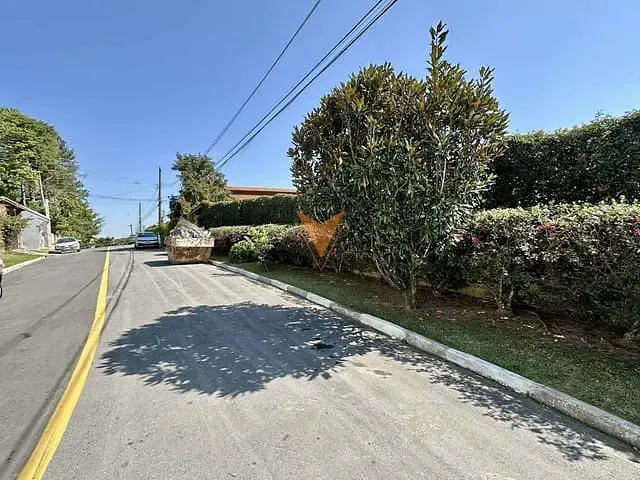 Casa 5 quartos e 5 banheiros, à venda, no bairro Parque Ideal em Carapicuíba