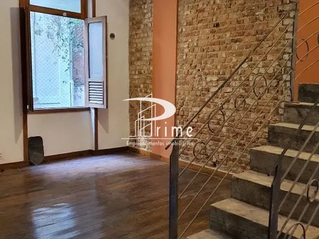 Casa com 225m² 4 quartos e 4 banheiros, à venda, no bairro Ingá em Niterói