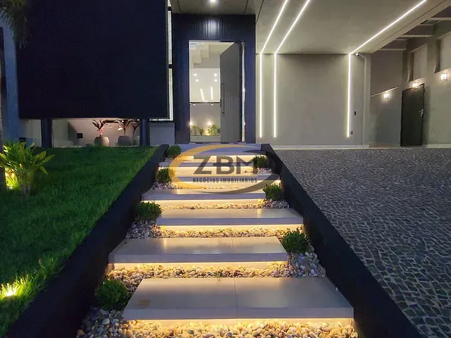 Casa com 264m² 3 quartos e 4 banheiros, à venda, no bairro Gleba Simon Frazer em Londrina