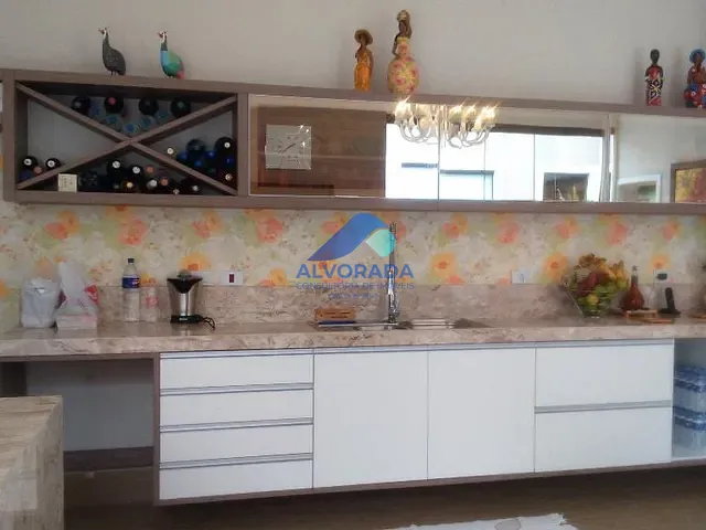 Casa com 642m² 4 quartos e 6 banheiros, à venda, no bairro Jardim Aquarius em São José dos Campos