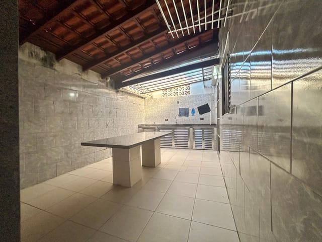 Casa 2 quartos e 1 banheiro, à venda, no bairro Rio da Praia em Bertioga