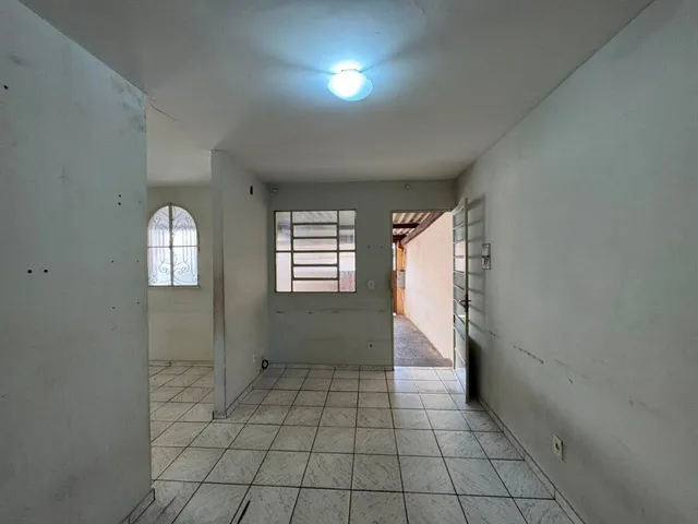 Casa 2 quartos e 1 banheiro, à venda, no bairro Residencial Cosmos em Campinas