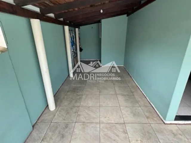 Casa com 200m² 3 quartos e 2 banheiros, à venda, no bairro Madri em Palhoça