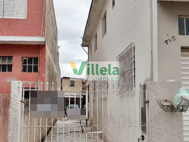 Casa 6 quartos e 4 banheiros, à venda, no bairro Vila Jau em Poá