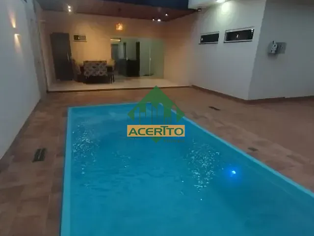 Casa com 300m² 3 quartos e 4 banheiros, à venda, no bairro Pinheiros em Araçatuba