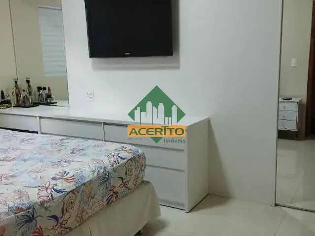 Casa com 300m² 3 quartos e 4 banheiros, à venda, no bairro Pinheiros em Araçatuba