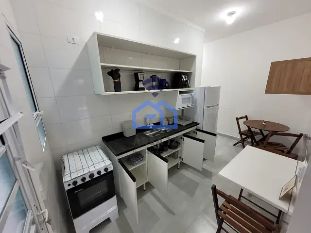 Casa com 70m² 2 quartos e 1 banheiro, para alugar, no bairro Massaguaçu em Caraguatatuba