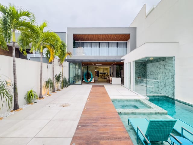Casa 4 quartos e 6 banheiros, à venda, no bairro Recreio dos Bandeirantes em Rio de Janeiro