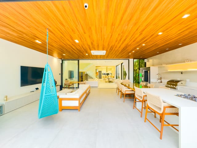 Casa 4 quartos e 6 banheiros, à venda, no bairro Recreio dos Bandeirantes em Rio de Janeiro