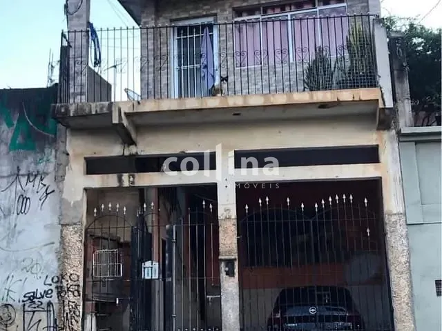 Casa 5 quartos e 4 banheiros, à venda, no bairro Vila Menk em Carapicuíba
