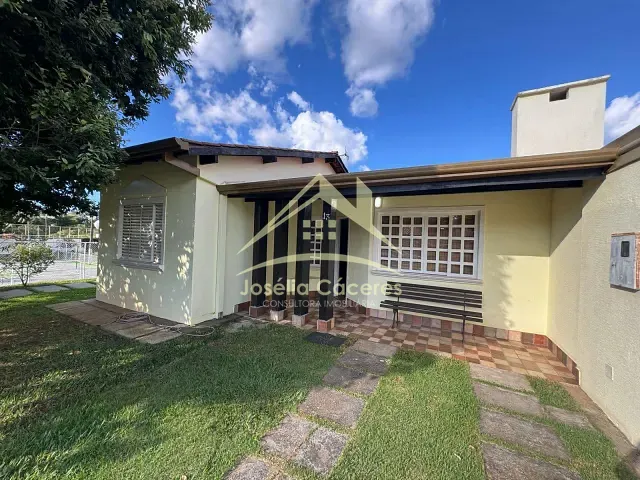 Casa 3 quartos e 2 banheiros, à venda, no bairro Altos da Chapada em Chapada dos Guimarães